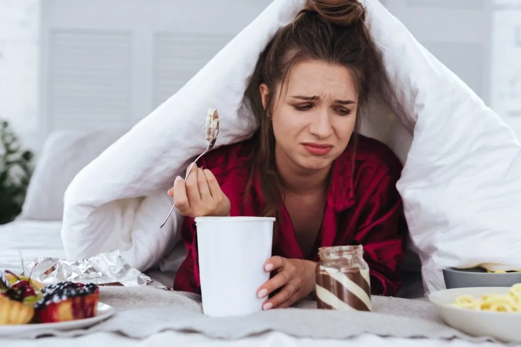 La faim émotionnelle peut créer une fort sentiment de culpabilité, voir de frustration.
